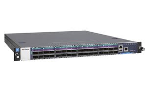NETGEAR M4500-32C Managed L2/L3/L4 1U Schwarz