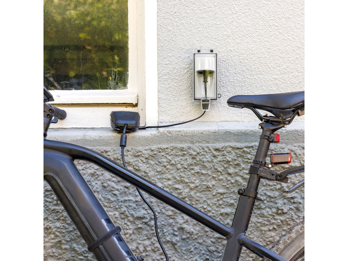 BACHMANN Außensteckdose abschließbar, Serie 9015, 230V/16A, 1x SKS