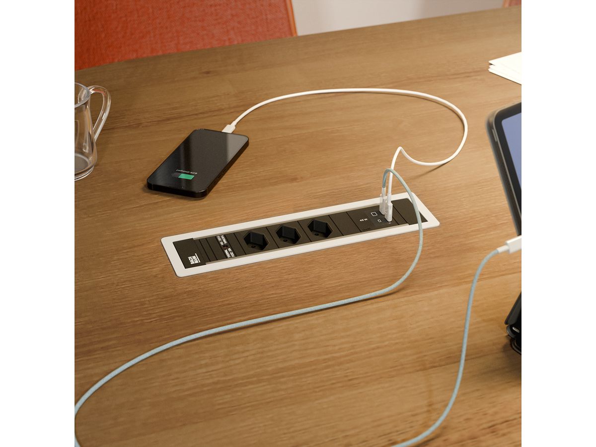 BACHMANN POWER FRAME M 3xCH 0°, 1xUSB C/C 45W L=0,2m