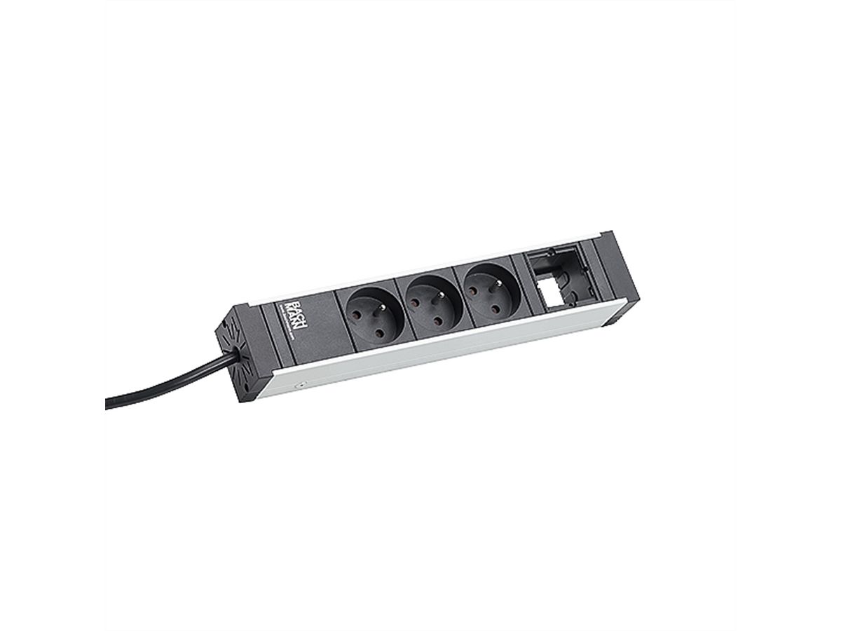 BACHMANN UNIVERSAL 3xUTE 1xCM Strom 3,0m CEE7/7