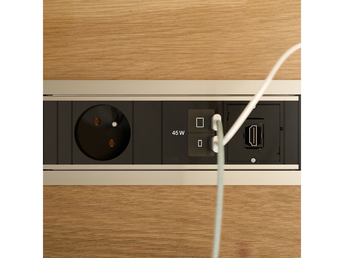 BACHMANN POWER FRAME 1xUTE, 1xUSB C/C 45W 1xCM L=0,2m