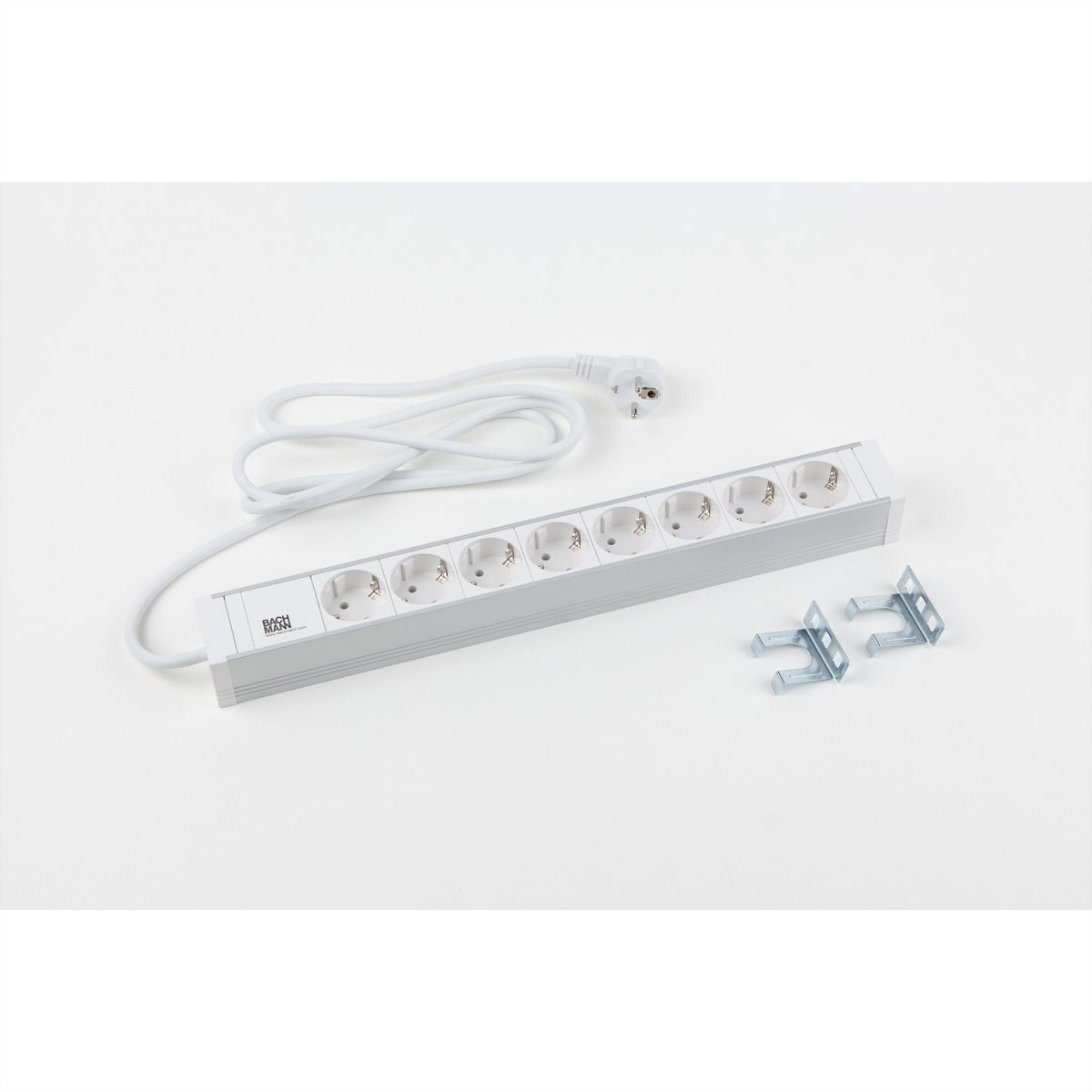 BACHMANN 19" 1,5HE 8xCEE7/3 ws Strom 2,0m CEE7/7