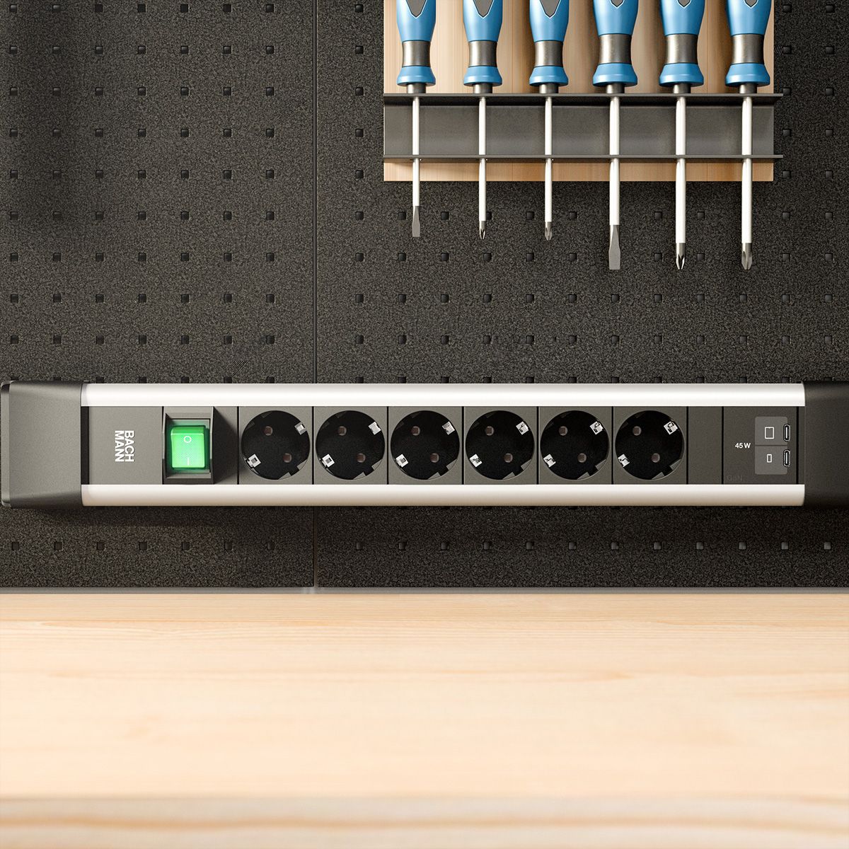 BACHMANN CONNECTUS 6xCEE7/3 1xSchalter, 1xUSB C/C 45W L=2,0m CEE7/7 Grau