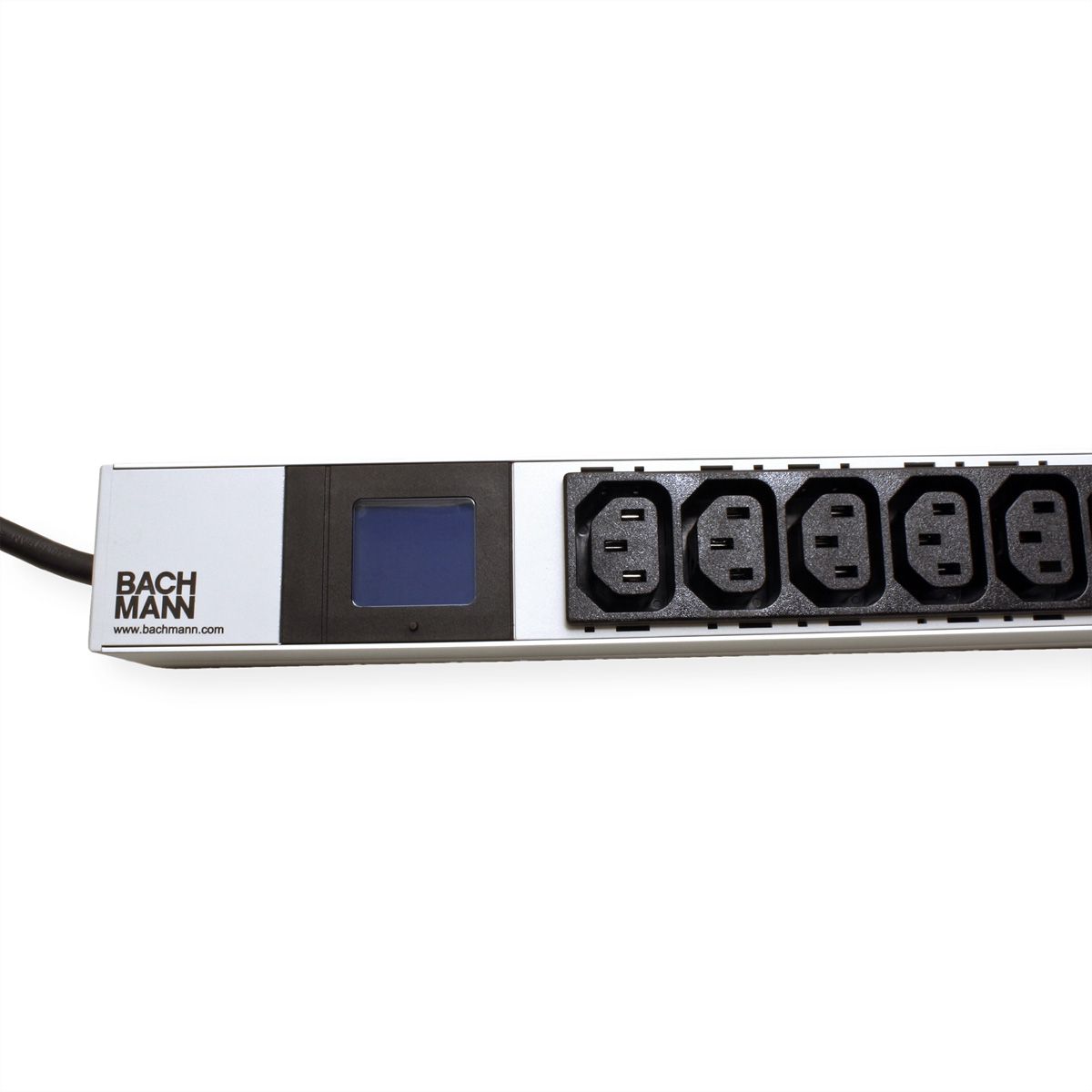 BACHMANN BN0500 19" PDU 1HE 16xC13 4xC19, Leistungsmessung, Anschluss CEE 16A, blau