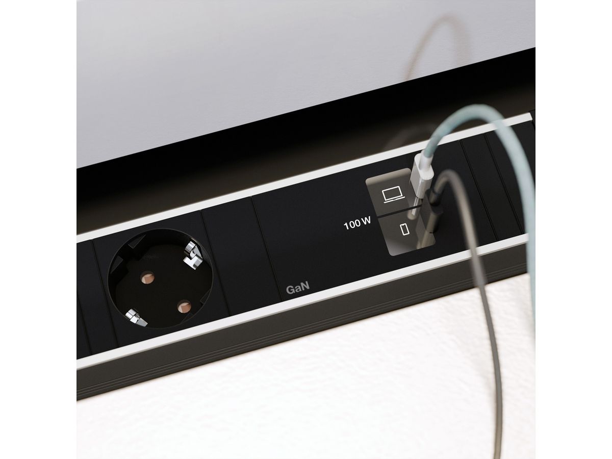 BACHMANN CONFERENCEF M 1xCEE7/3, 1xUSB C/C 100W