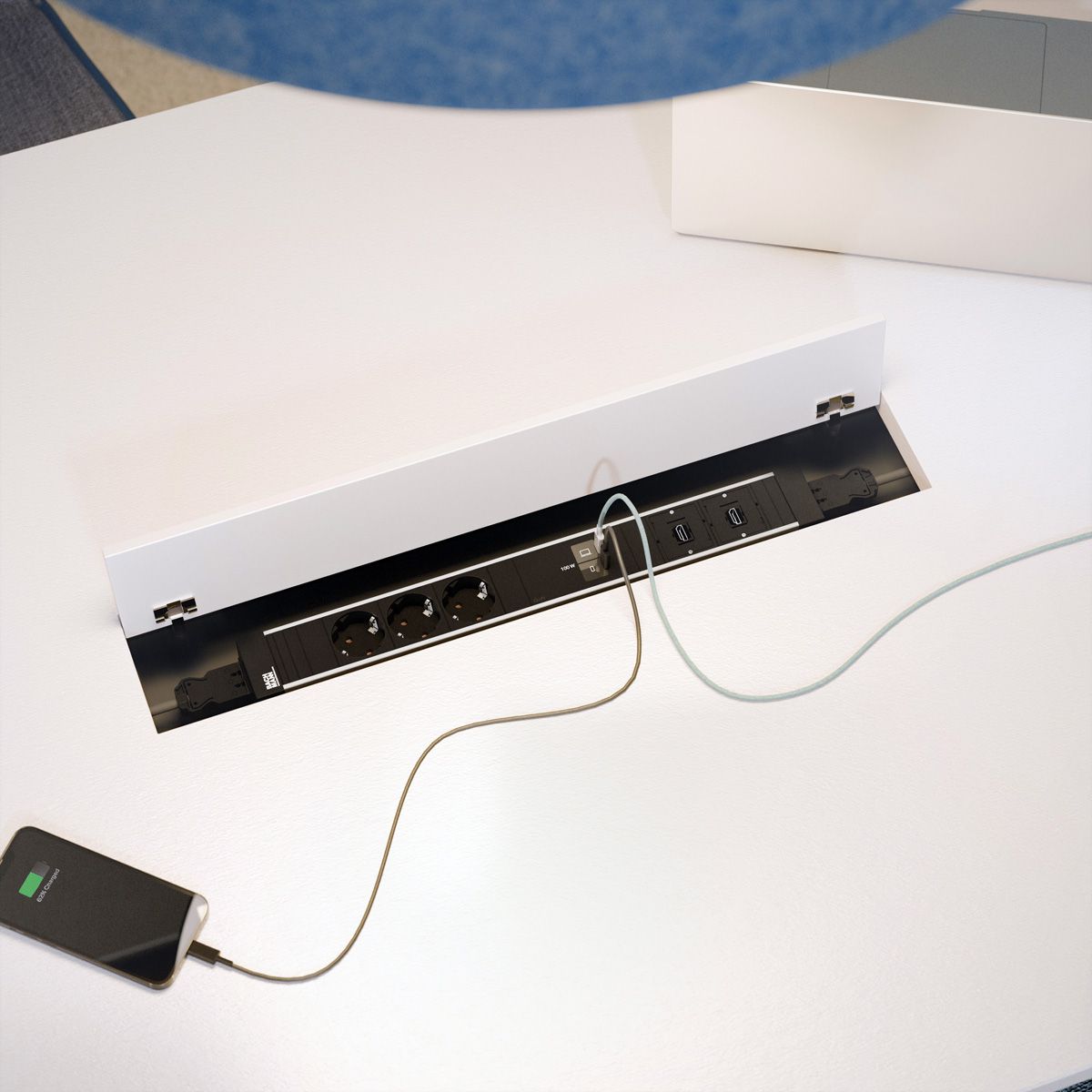 BACHMANN CONFERENCEF XL 3xCEE7/3, 2xCM 1xUSB C/C 100W