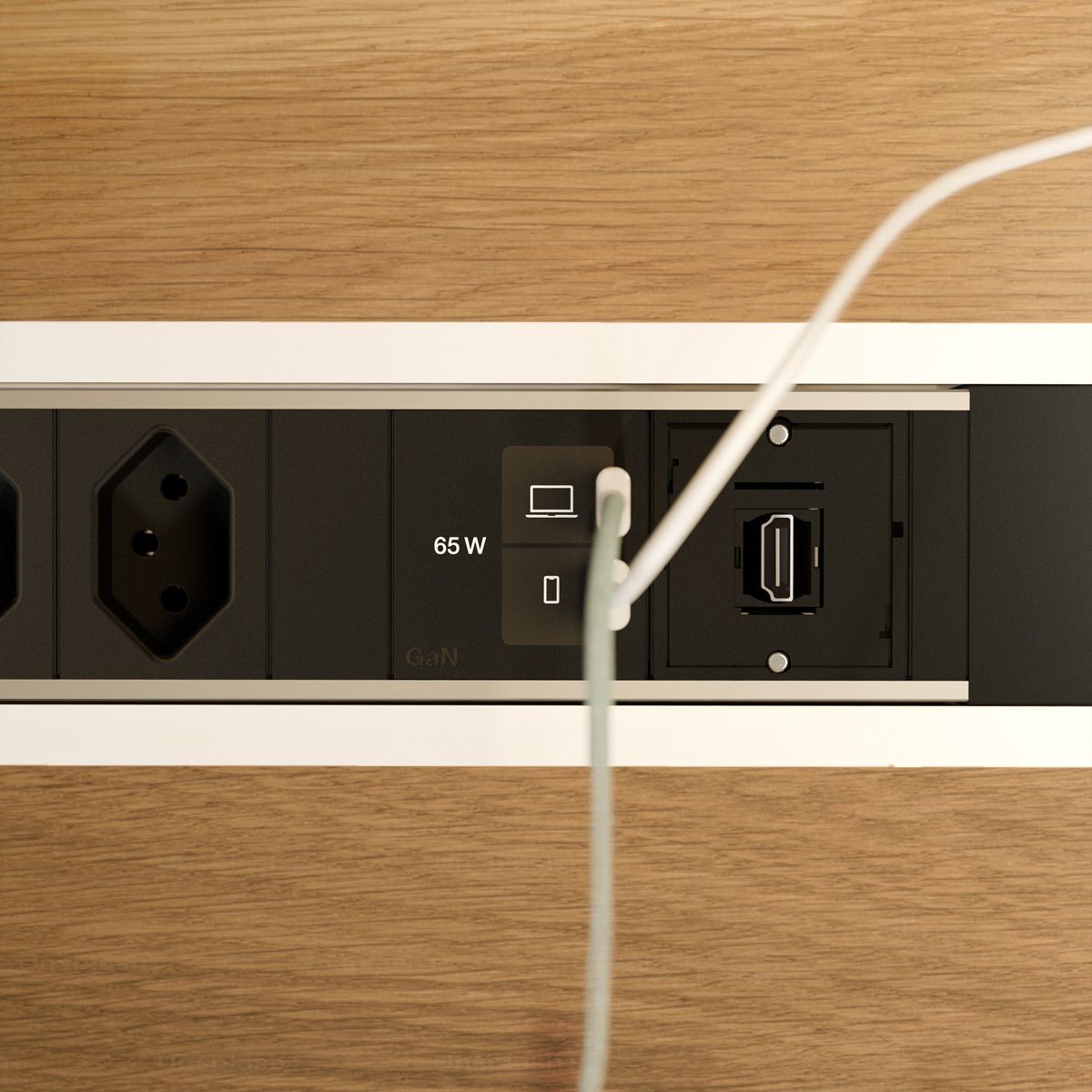 BACHMANN POWER FRAME ALU 2xT13 1xABD, 1xUSB C/C 65W Charger