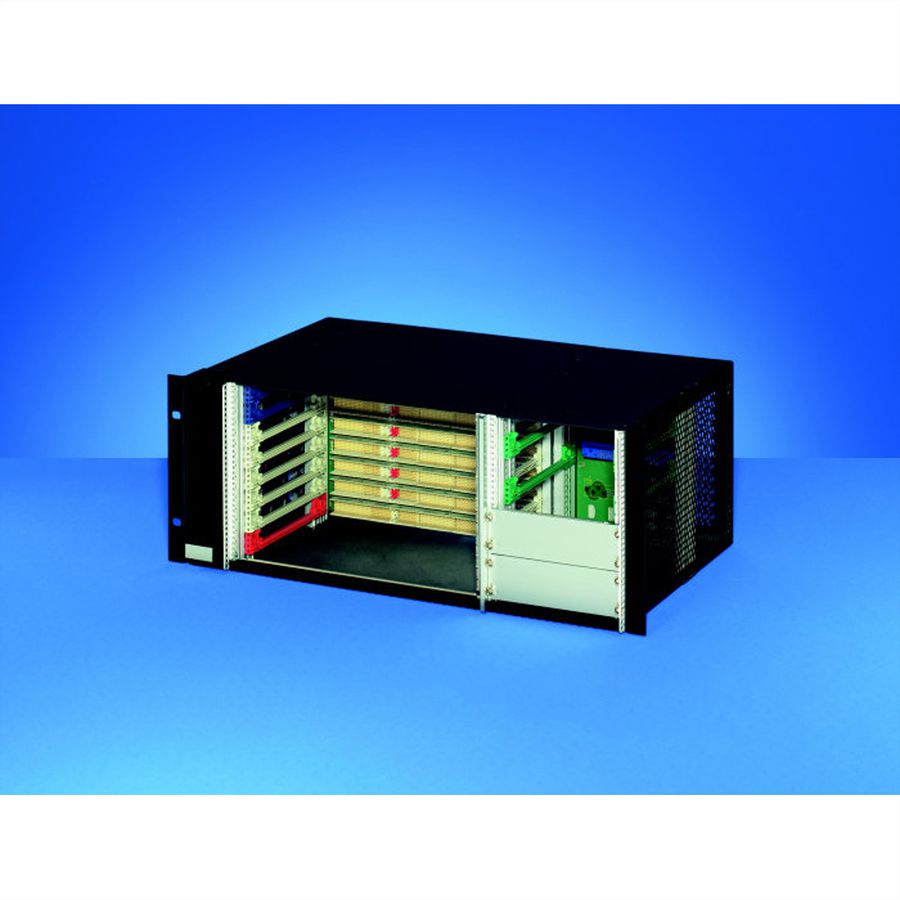 SCHROFF Einschubsystem mit 64 bit CompactPCI-, PSB-, H.110-Busplatine, 6HE horiz. eingebaut mit Rear I/O für 19"-Netzgerät