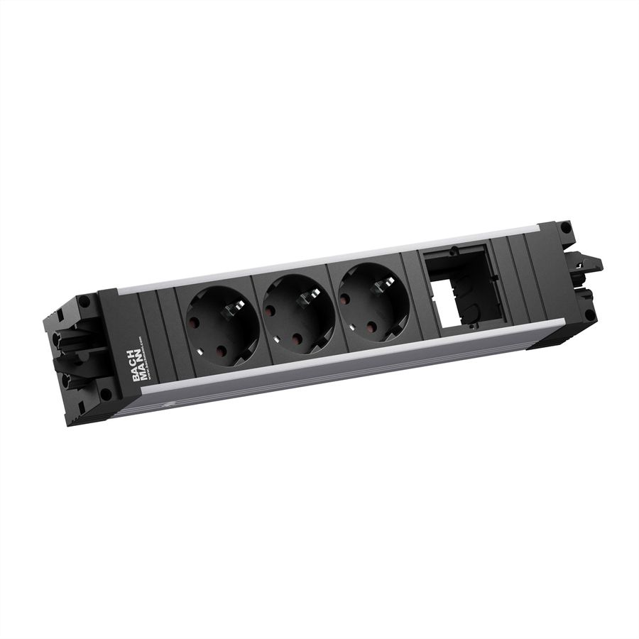 BACHMANN STEP ALU 3xCEE7/3 1xCM GST18