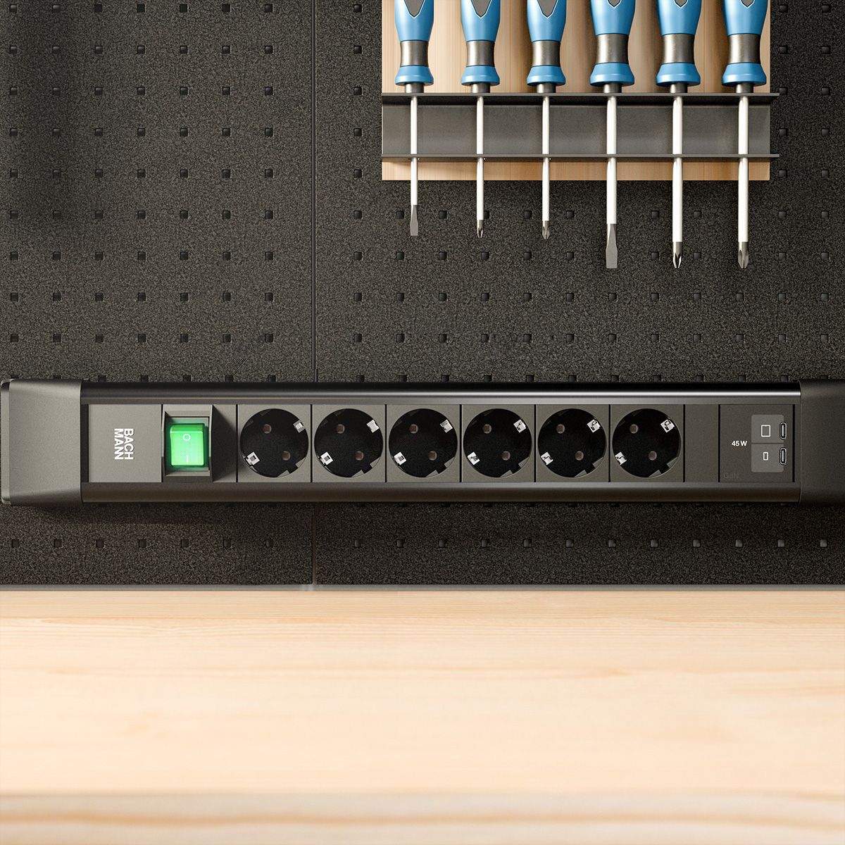 BACHMANN CONNECTUS 6xCEE7/3 1xSchalter, 1xUSB C/C 45W L=2,0m CEE7/7 schwarz