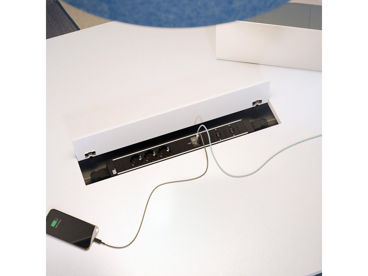 BACHMANN CONFERENCEF XL 3xCEE7/3, 2xCM 1xUSB C/C 100W