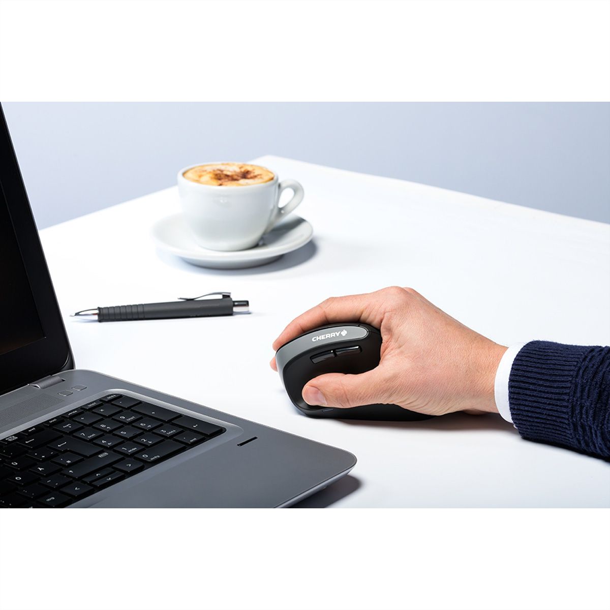 CHERRY MW4500 Ergonomische wireless Maus
